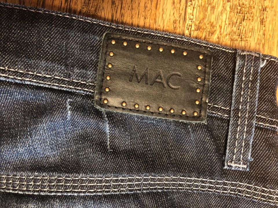 Mac Jeans - blau Gr. 36 - nie getragen in Goldbach