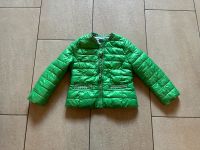 Benetton leichte Steppjacke/Daunenjacke grün Gr. 110 Bayern - Obertrubach Vorschau