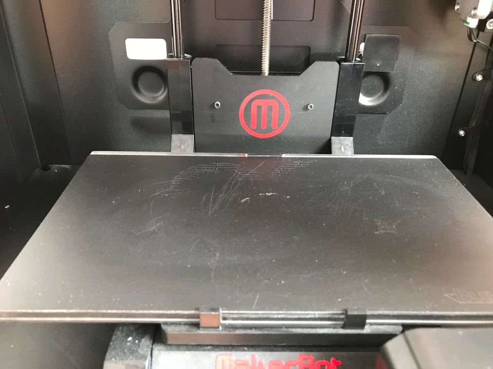 Zuverlässiger MakerBot Replicator 2 3D-Drucker zu verkaufen in Burghaslach