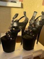 High Heels mit Riemchen/Sexy/ Köln - Seeberg Vorschau