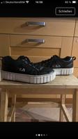 Fila Plateau Schuhe Gr. 38 schwarz weiß Niedersachsen - Zetel Vorschau