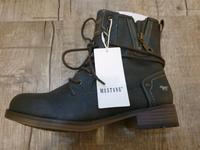 NEU Mustang Winterboots Stiefel Stiefelette Gr. 36 Damen Mädchen Kr. Altötting - Burghausen Vorschau