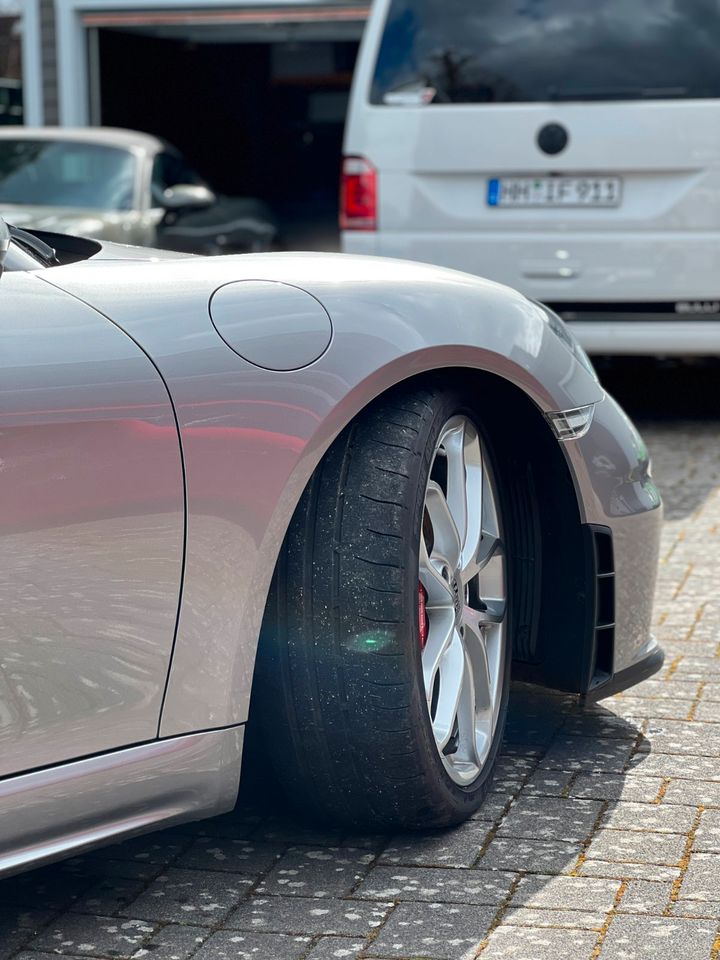 Porsche Boxster Spyder 1. Hand erst 7800 KM Handschalter neuw VHB in Hamburg