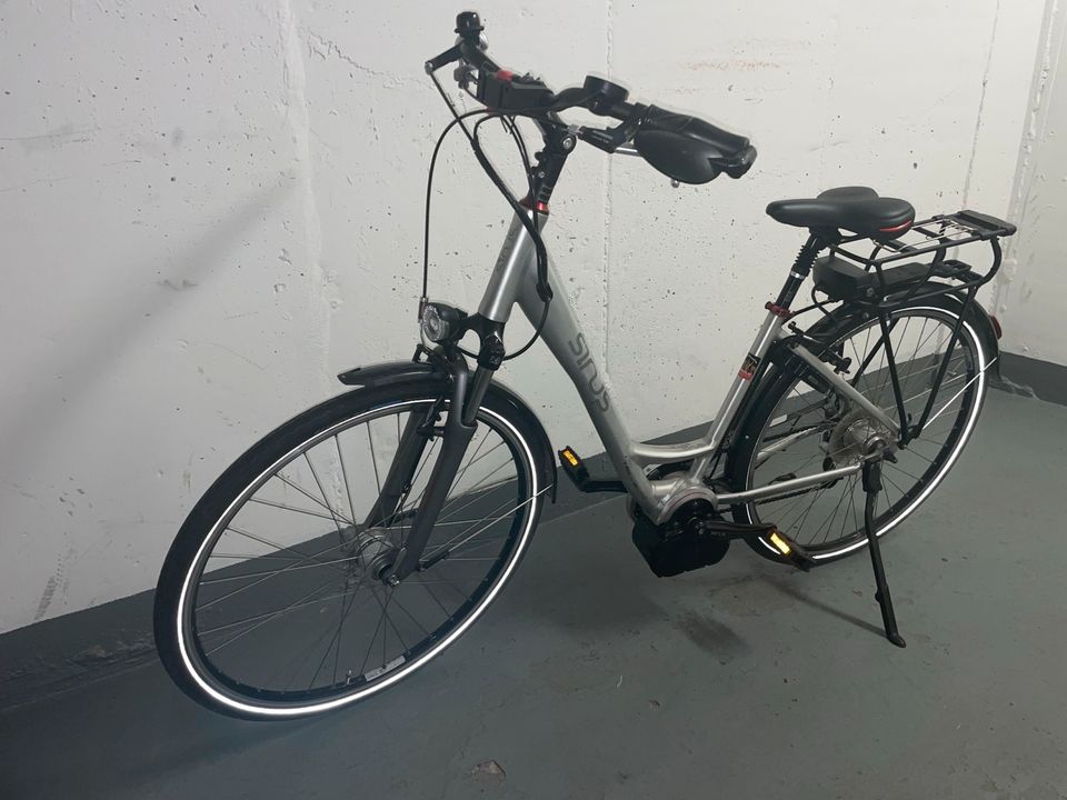 Elektro Fahrrad Bosch Motor & neuer Akku in Dresden