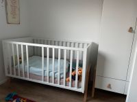 Kinderzimmer -3 teilig - Wickeltisch- Bett- Schrank Nordrhein-Westfalen - Burscheid Vorschau
