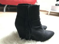 Stiefel  Stiefeletten mit Fransen Gr. 39 wie neu! Rheinland-Pfalz - Zweibrücken Vorschau