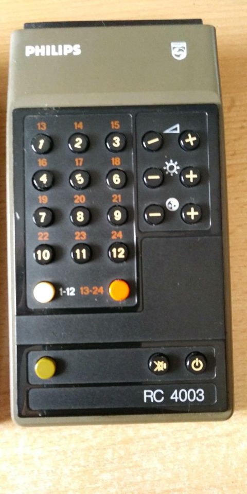 Philips Fernbedienung Remote Control  Vintage in Cloppenburg