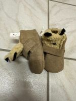 Krabbelschuhe Größe 12-18 NEU Nordrhein-Westfalen - Bergisch Gladbach Vorschau