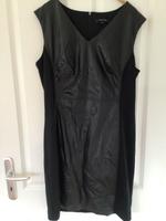 COMMA Kleid, Abendkleid, Etuikleid, schwarz, Gr. 44, Kunstleder- Bayern - Petersaurach Vorschau