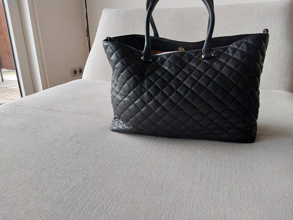 Shopper Handtasche von Love Moschino gebraucht in Parkstetten