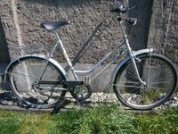 26er Diamant 3-Gang u. 26 Mifa Damenrad Damenfahrrad DDR original Sachsen - Parthenstein (bei Grimma) Vorschau