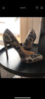 Grau-silber Schlangen-Pumps, 41, High Heels, neu Wandsbek - Hamburg Volksdorf Vorschau