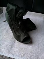 Sehr elegante Stiefel - High Heels, dunkelgrün, olivgrün Hessen - Egelsbach Vorschau