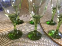 6 grüne Glas Kelchgläser Wasserglas Weinglas Saftgläser Niedersachsen - Winnigstedt Vorschau