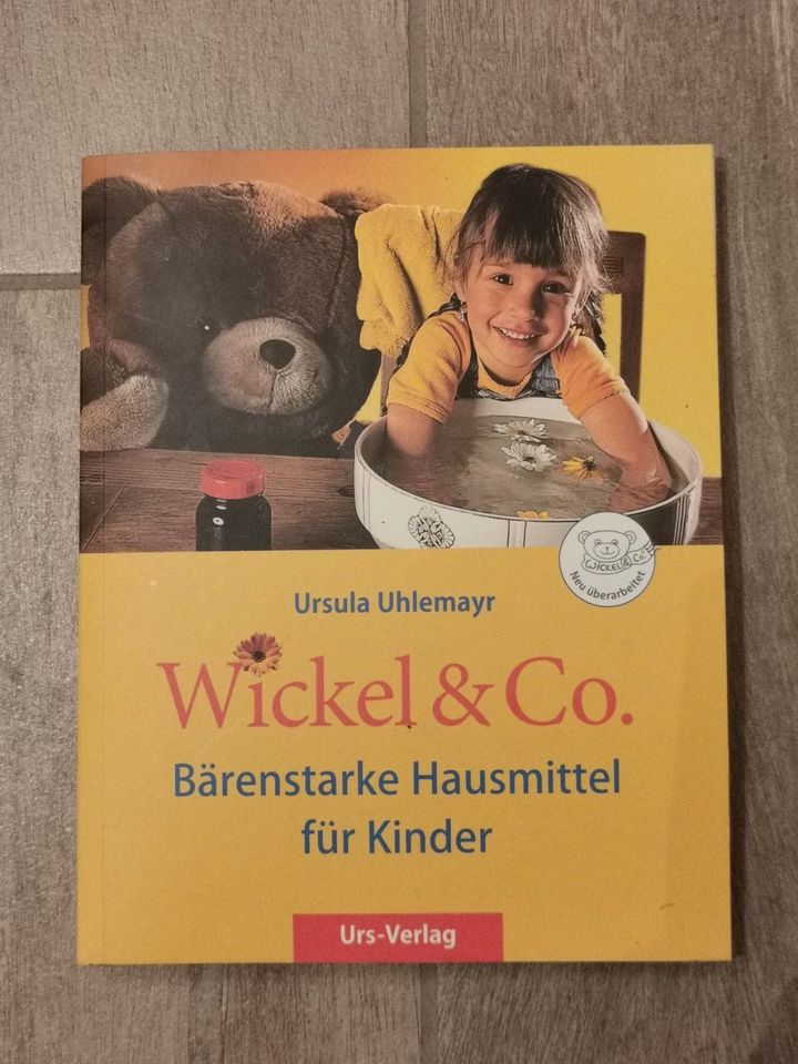 Wickel & Co Buch inkl. Wärmekissen, neuwertig in Schrobenhausen