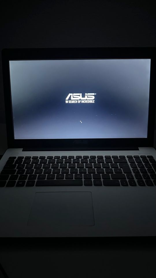 ASUS laptop AA047 in Kassel