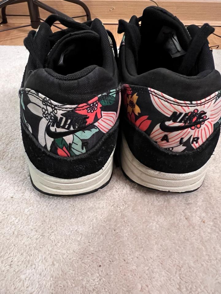 Nike Air Max 1 Floral Print Schwarz Blumen Gr. 41