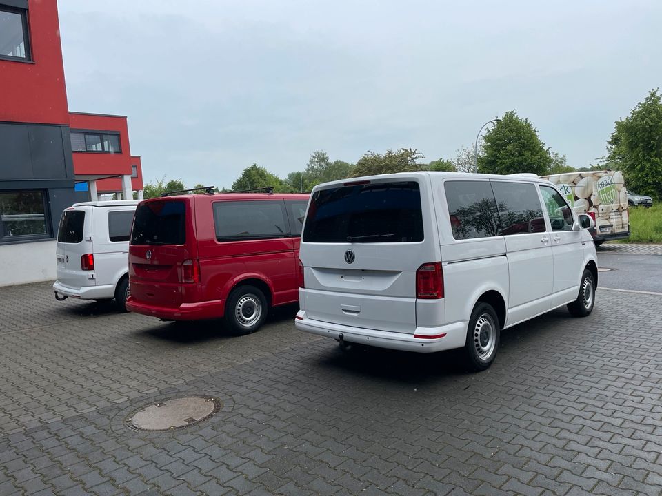 VW T6 Camper 5-Sitzer Standheizung Navi RFK Wohnwagenausbau AHK in Mönchengladbach