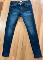 QS by s.Oliver superslim fit Jeans, W36 L30, S, neuwertig Bayern - Augsburg Vorschau