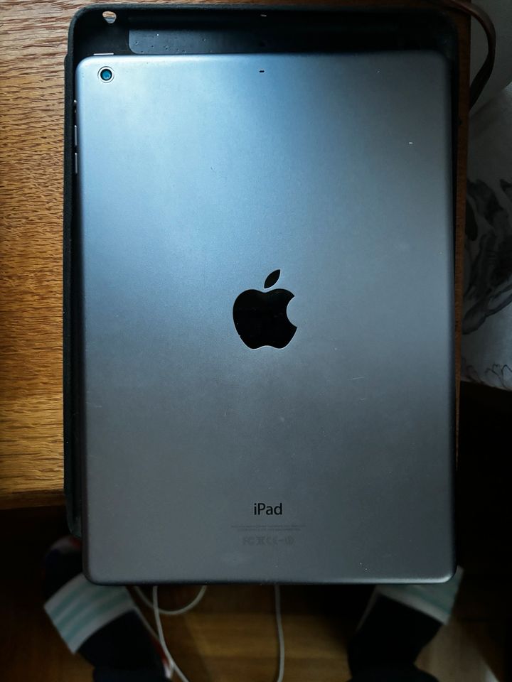 iPad Air  / 128gb in Kassel