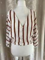 Bershka weiß orange gestreifte crop Bluse Gr. M / 38 Sachsen-Anhalt - Bernburg (Saale) Vorschau