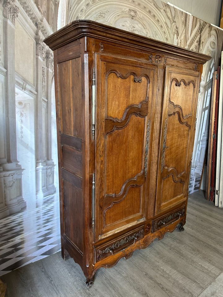 HERRSCHAFTLICHER BAROCKSCHRANK LOTHRINGER SCHRANK BAROCK UM 1760 EICHE INTARSIEN - Versand möglich 99 Euro - Wir sind für Sie da lokal in 86830 Schwabmünchen oder online ARTHOME24 in Schwabmünchen