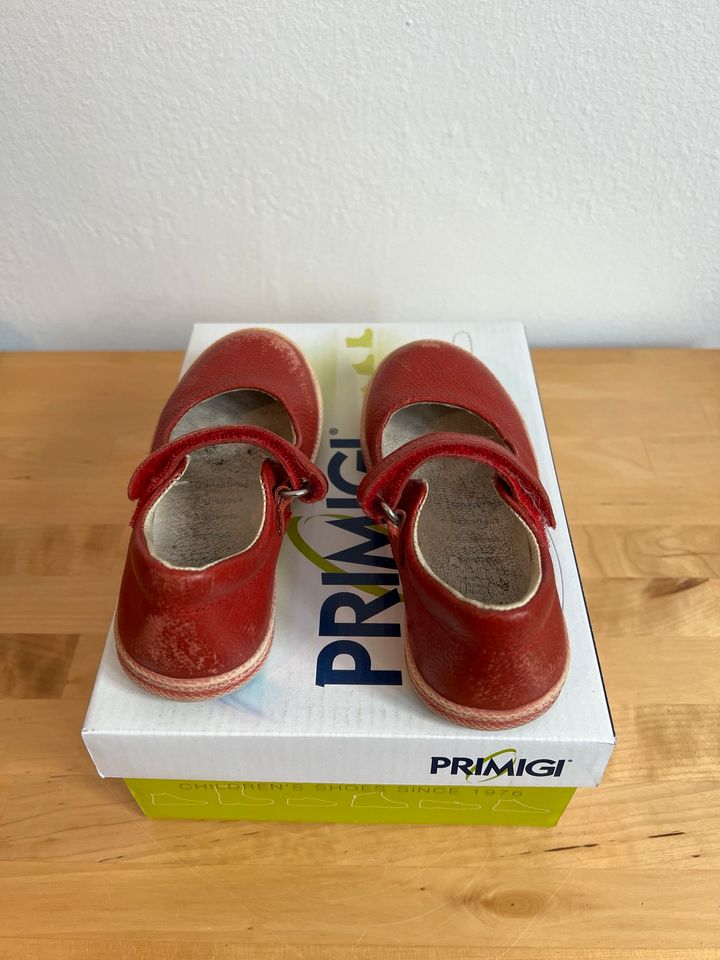 Leder Ballerinas von Primigi, rot, Gr. 25 in München