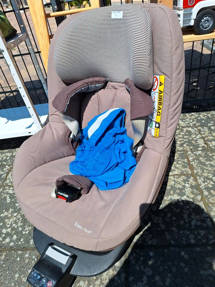 Maxi cosi 2way Pearl und 2wayFix Station in Hördt