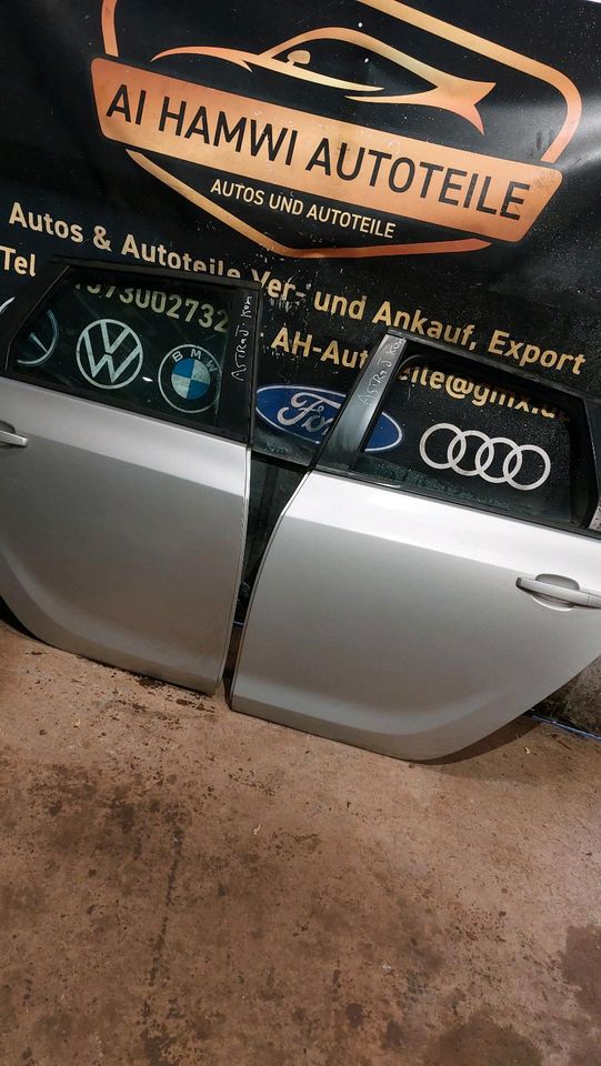 Opel astra J tür hinten nur links komplett Kombi Farbe Z176 in Bochum