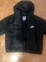 Nike Jacke Damen in Gr.L Wuppertal - Elberfeld Vorschau