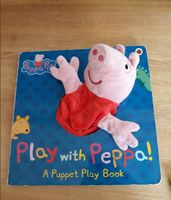 Peppa Pig Play with Peppa puppet book English / Englisch Buch München - Bogenhausen Vorschau