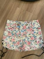 Trachten Shorts Damen Blumen Größe xs Bayern - Baiersdorf Vorschau