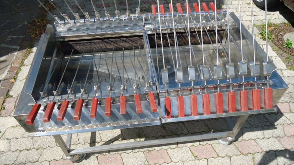 mobiler Suprema Steckerlfischgrill Gasgrill in Neufahrn