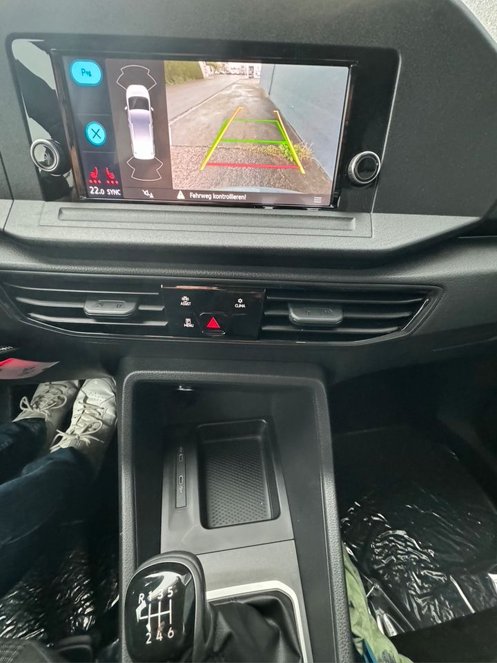 VW Caddy Maxi TDI 7 Sitze+ALLWETTERR+PDC+Kamera+Climatr in Friedrichshafen