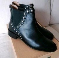 ZARA Chelsea Boots Stiefeletten Nieten Leder Gr. 39 OVP NEU Hamburg - Wandsbek Vorschau