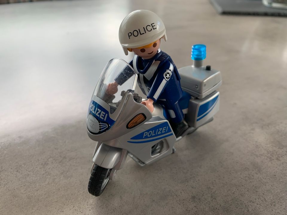 Playmobil 5180 Polizei - Motorrad in Katzenelnbogen