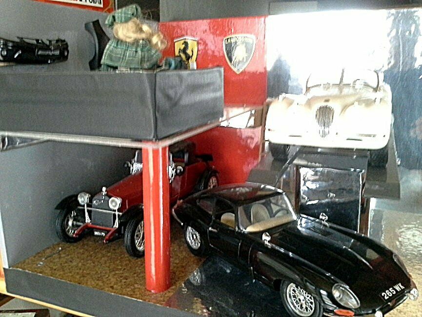 Werkstatt-Diorama 1:18 Jaguar, Ferrari, Alfa Romeo, Lancia, MB... in Unterensingen