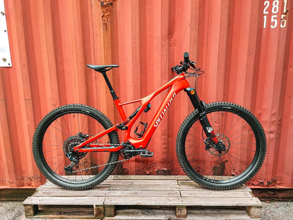 Specialized Turbo Levo SL Expert Carbon - Redwood UVP: 9.600€ in Oberhausen