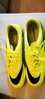 Fußballschuhe Nike gr. 42 Bayern - Hof (Saale) Vorschau