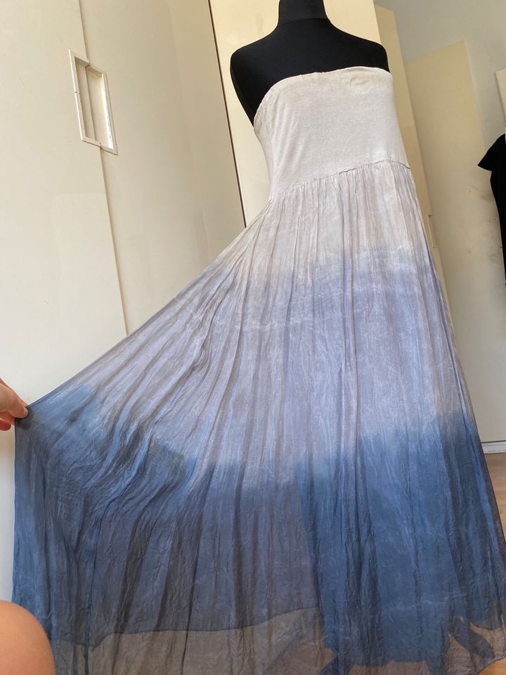 Sommerkleid aus 100% Seide grau/ blau M in Neuss