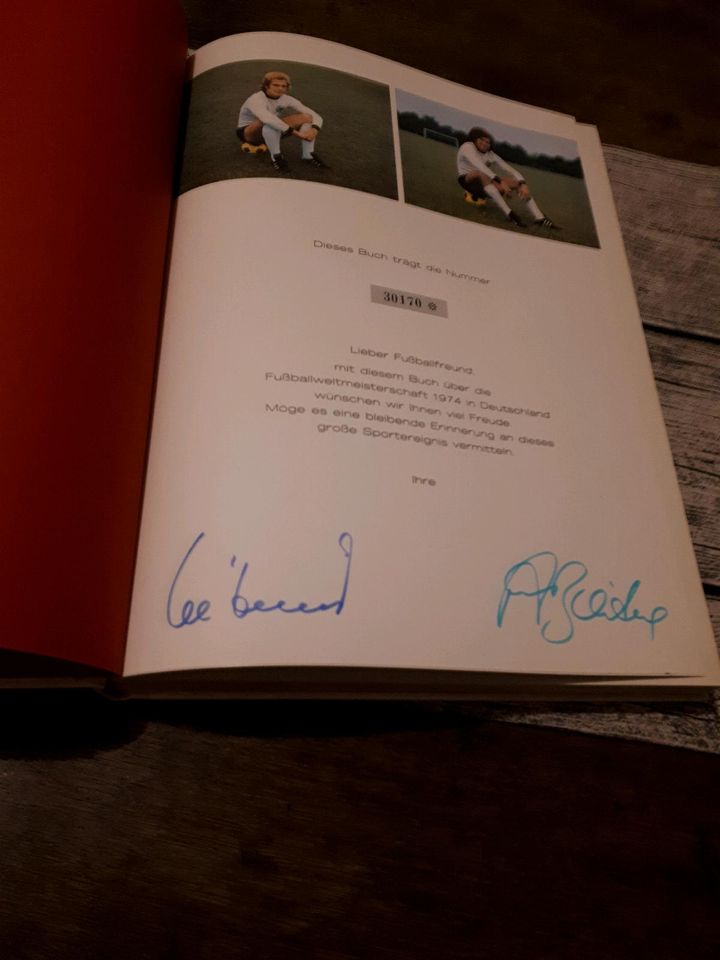 Fußball WM 1974 Buch Signiert Paul Breitner Uli Hoeneß in Dillingen (Saar)