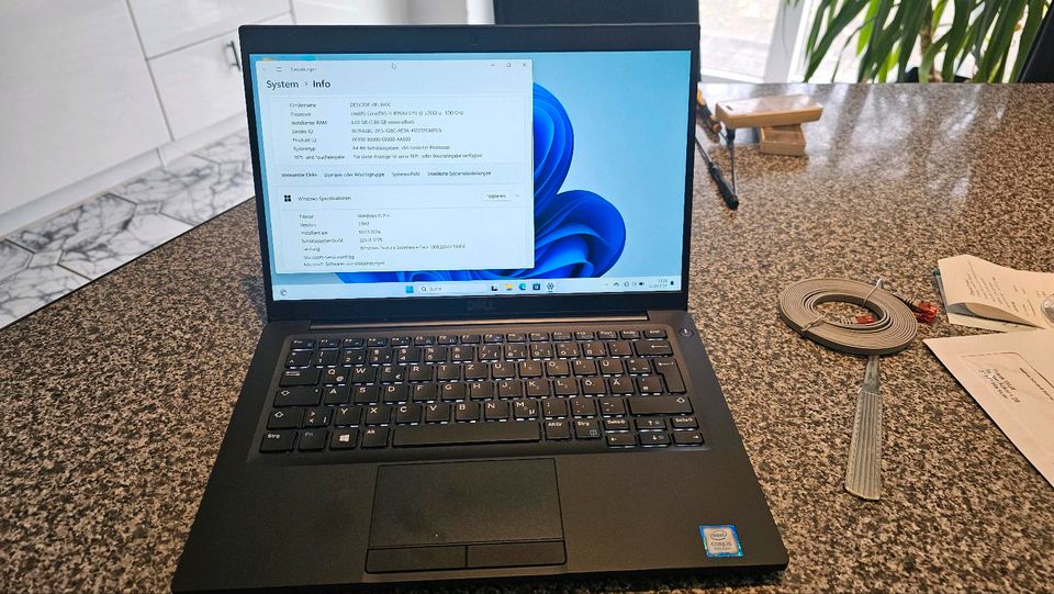 Dell Latitude 7390 13,3" FHD i5-8350U  8GB 256 SSD Win11 in Harsum