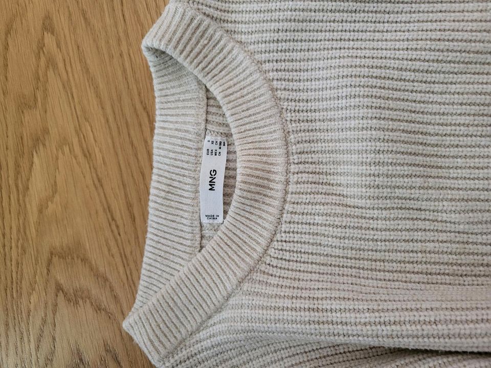 Set aus 5 Pullovern in Größe S in Dortmund