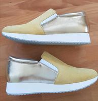 Sneaker,  Gr. 38, neu, gelb mit Gold,  weiches Leder Bayern - Pfreimd Vorschau