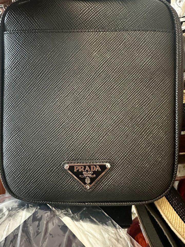 Prada Black Shoulder Bag With Embossed Logo in Berlin