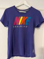 NIKE T-Shirt, Gr M, Training Deluxe Baden-Württemberg - Wiesloch Vorschau