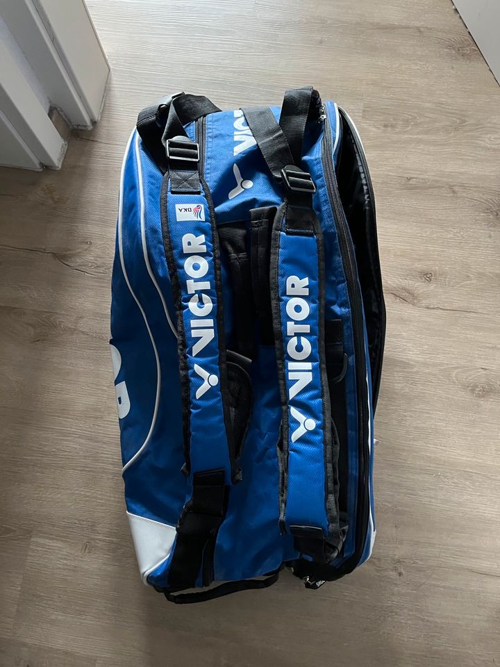 Sporttasche/ Badmintontasche/ Tennistasche Victor in Gerlingen