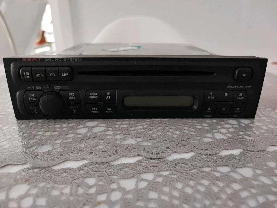 Sammlungsauflösung Autoradio Seat Sound System Aura CD Grundig in Northeim