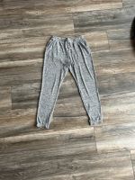 TOP-ZUSTAND ❤️ H&M 164 XS Jogginghose Loungewear grau Hose Hessen - Limburg Vorschau