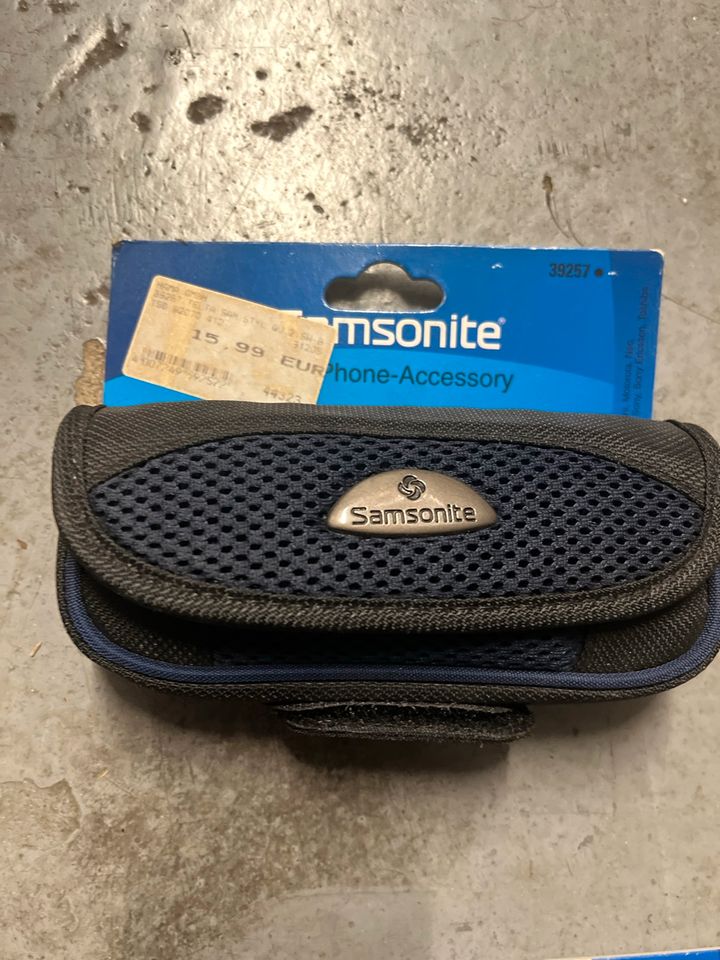 Samsonite Vintage Handytaschen Magnetverschluss in Marl